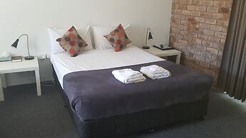 Coomera Motor Inn
