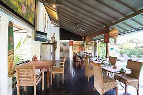 Aqua Octaviana Bali Villa