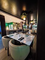 Gazelle International Hotel