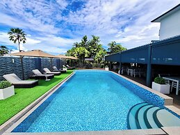 Gazelle International Hotel