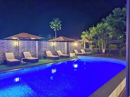 Gazelle International Hotel