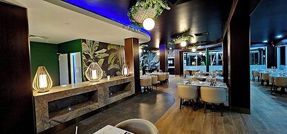 Gazelle International Hotel