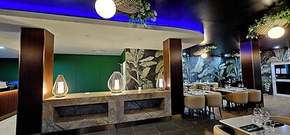Gazelle International Hotel