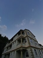 Rejens Hotel