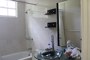 Rejens Hotel