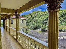 Rejens Hotel