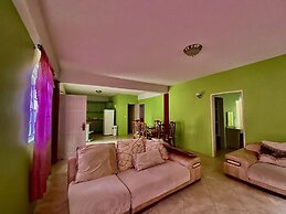 Rejens Hotel