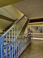 Rejens Hotel