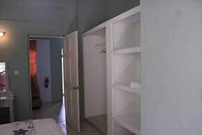 Rejens Hotel