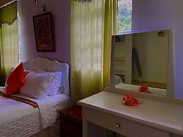 Rejens Hotel