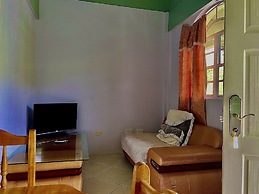 Rejens Hotel