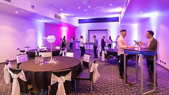 Mawson Lakes Hotel & Function Centre