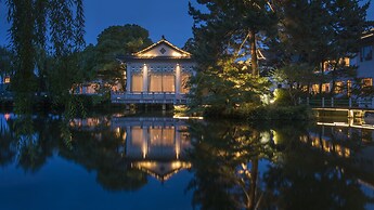 West Lake State Guest House