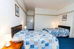 The Carlton Hotel
