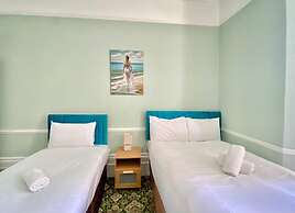 The Carlton Hotel