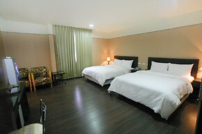 King Town Hotel