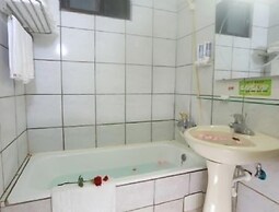 King Town Hotel