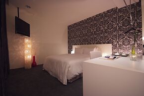 Hotel Purity