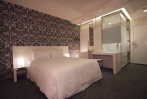 Hotel Purity