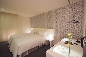 Hotel Purity