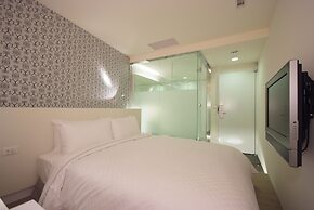 Hotel Purity
