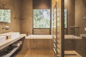 Les Lodges Sainte-Victoire Hotel & Spa