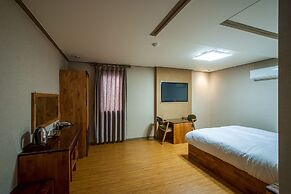 Hotel Maple