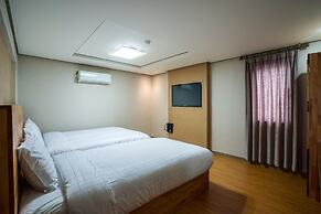 Hotel Maple