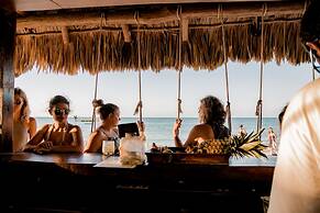 Zomay Beachfront Hotel Holbox