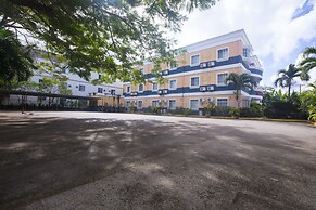 Capital Hotel