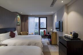 In Sky Hotel