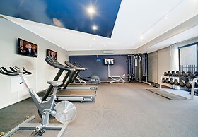 Pinnacle Apartments