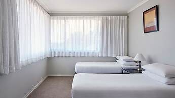 Pinnacle Apartments