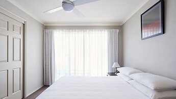 Pinnacle Apartments