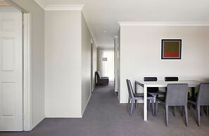 Pinnacle Apartments