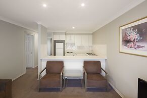 Pinnacle Apartments