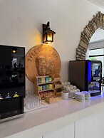 Sveltos Hotel