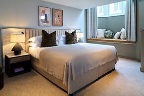 Cheval Phoenix House at Sloane Square