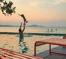Escape Beach Resort