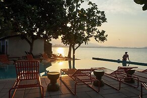 Escape Beach Resort