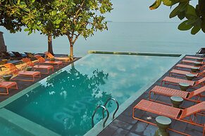 Escape Beach Resort