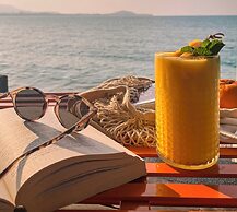 Escape Beach Resort