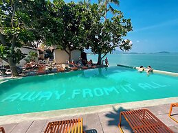 Escape Beach Resort