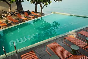 Escape Beach Resort