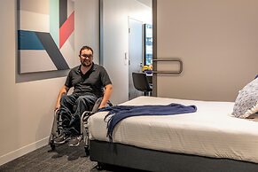 MainStay Suites Abbotsford