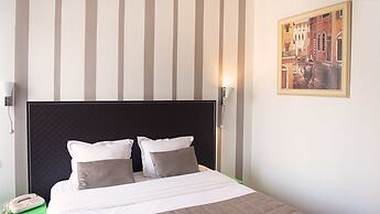 Hotel De Venise