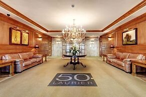 Corporate Stays 50 Laurier Apartment