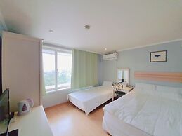 Good Inn Hotel