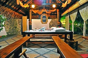 Dolphin House
