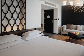 RakYim Siam - Sukhumvit 15